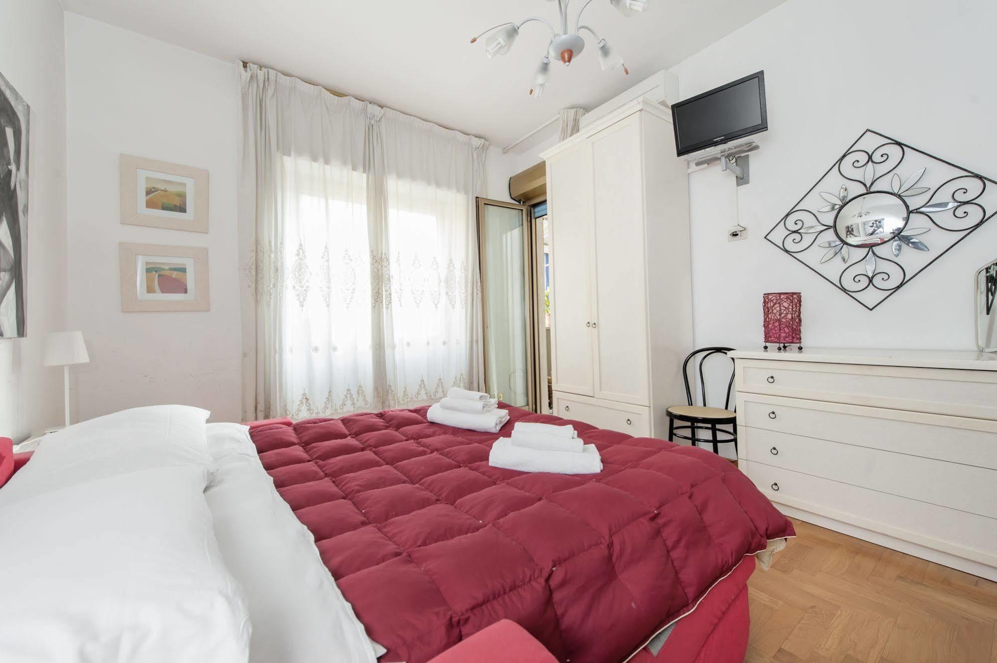 B&B A Room For Holiday Rome Exterior photo