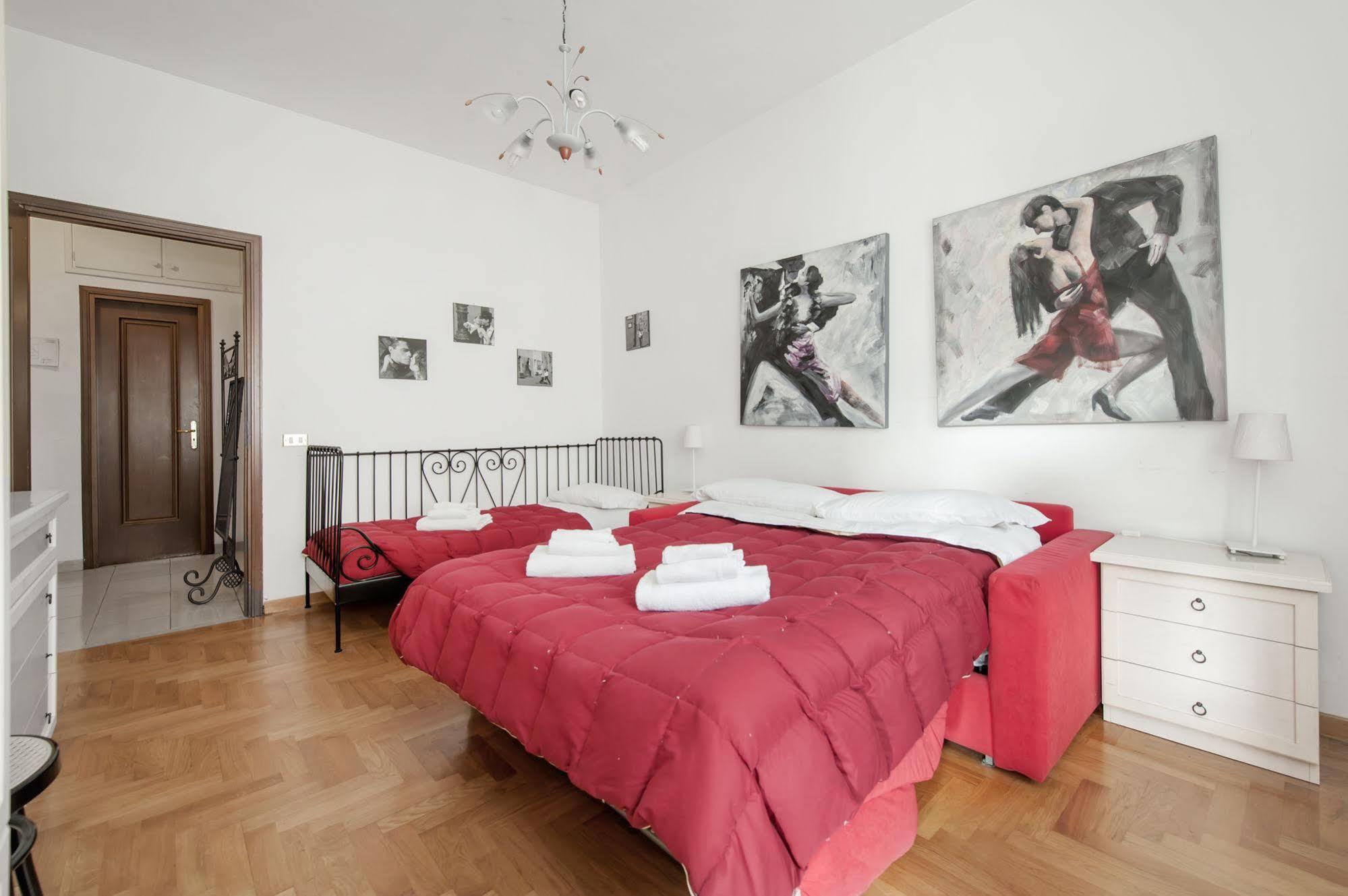 B&B A Room For Holiday Rome Exterior photo